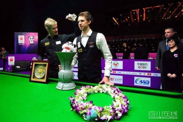 武磊的双响 武磊的双响